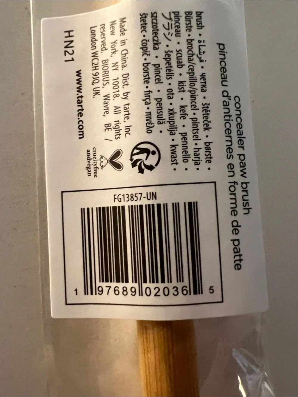 Tarte Concealer Paw Brush